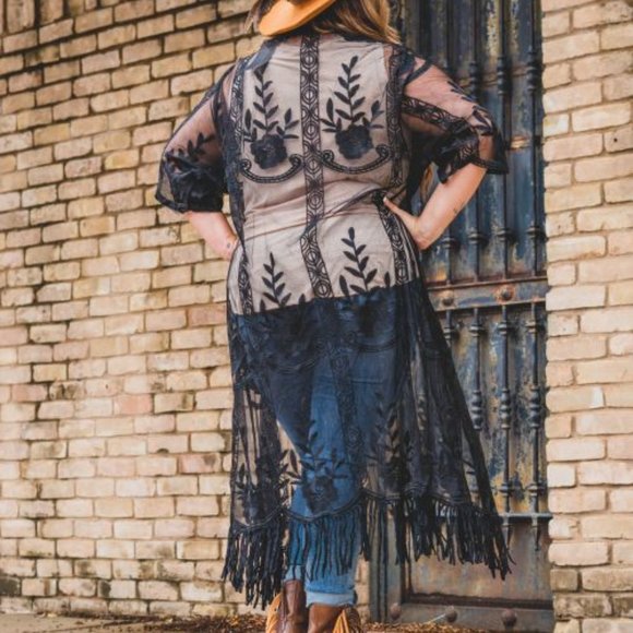 Black Lace Kimono with Fringe NWT - Picture 2 of 2